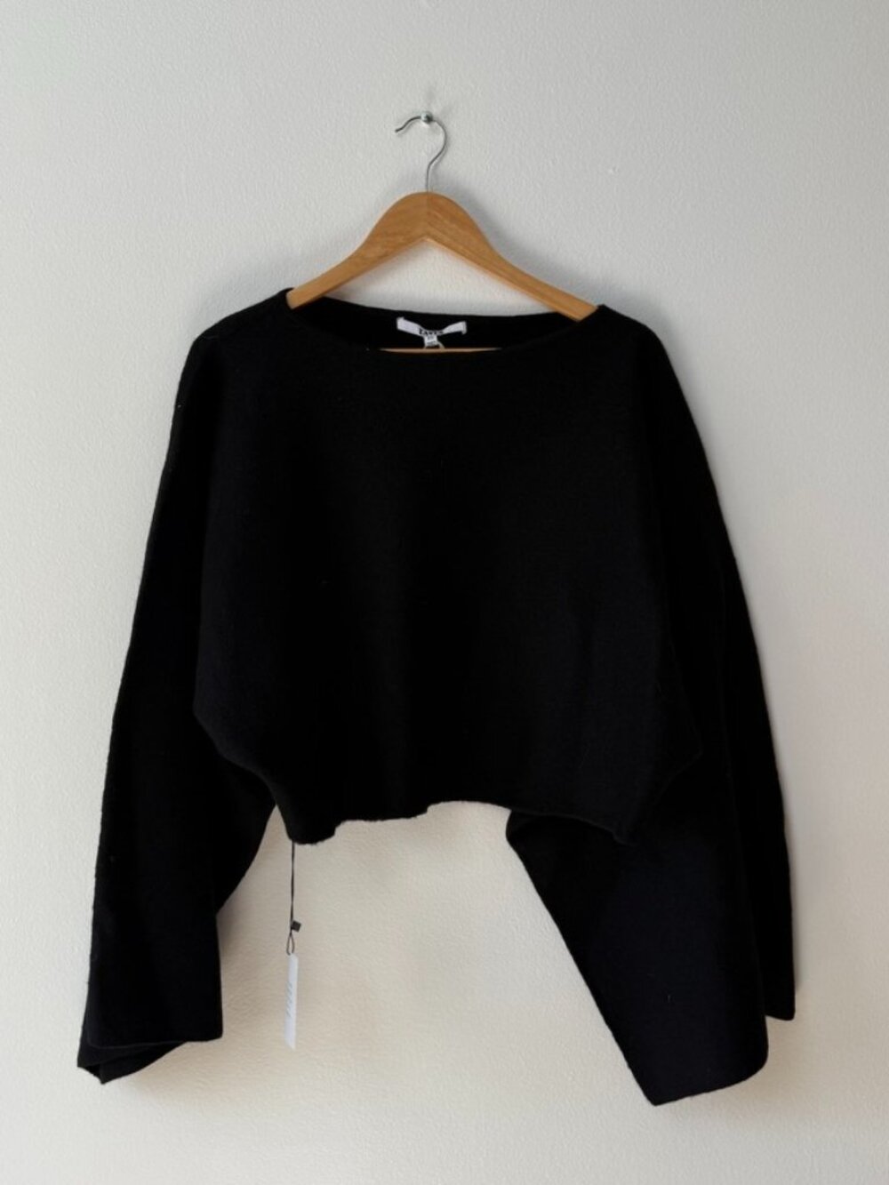 Eaves Cropped Batwing Sweater Black Size XS